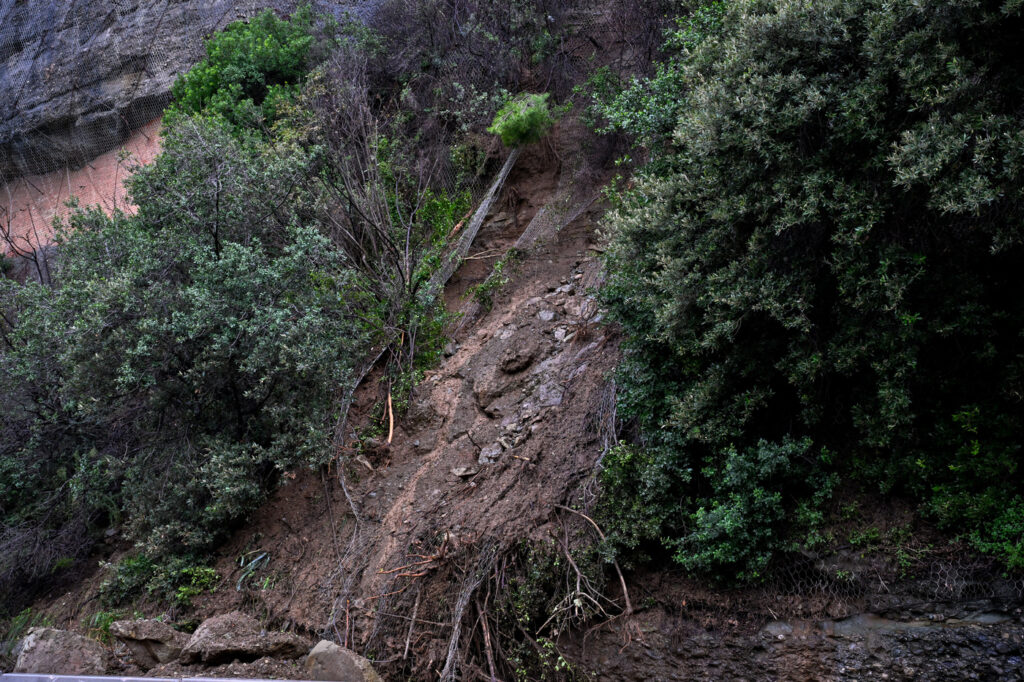 Galleria foto 'Maltempo: allerta massima in Liguria, frane e corsi d’acqua in piena' - foto 20