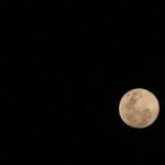 Cile, la spettacolare Superluna sulle Ande