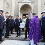 Senigallia, l’ultimo sms del 15enne suicida: “Non ne posso più ma prof non mi aiuta”