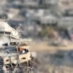 Un carro armato spara contro l’edificio in cui si trova Sinwar: il video dell’attacco