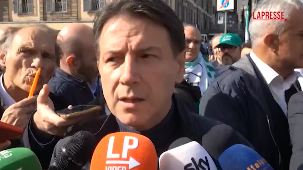 Auto, Conte: “Operai sempre più in povertà, colpa di governo e Stellantis”