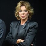 Alba Parietti, rubate le gomme dell’auto: la denuncia del furto sui social