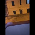 Maltempo in Toscana, auto trascinata dalla corrente: “Aiuto, aiuto!”