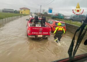 Maltempo, forti disagi al nord Italia: oltre 350 interventi tra Liguria, Emilia-Romagna e Toscana