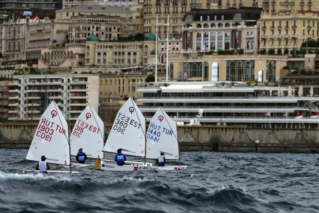 Vela, allo Yacht Club de Monaco l’Optimist European Team Racing Championship 2024 