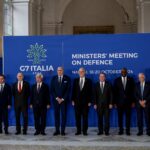 G7 Difesa, ministri a Napoli: “Sostegno a Kiev e no a guerra totale in Medioriente”. Scontri in piazza