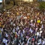 Israele, migliaia di persone protestano a Tel Aviv