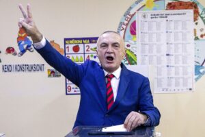 Albania, arrestato l’ex presidente Ilir Meta