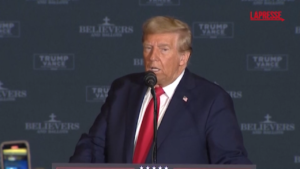 Usa, Trump: “Harris pericolosa per la religione”