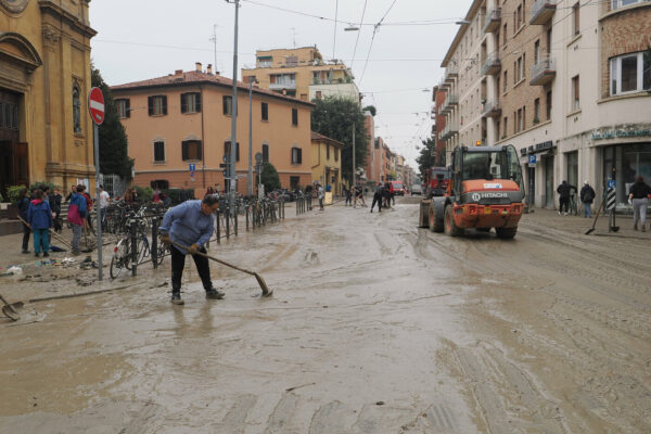 Maltempo, in Emilia-Romagna ancora 2mila sfollati: domani prosegue l’allerta arancione