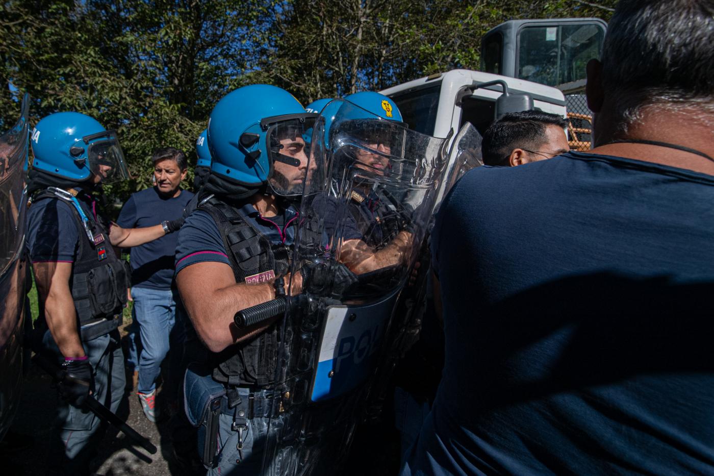 Consiglio d’Europa: “Polizia razzista”. Ira del governo, Mattarella difende gli agenti