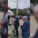 “Farò l’assaggiatore di gelati”: Tajani scherza mangiando la seconda coppetta al gusto G7