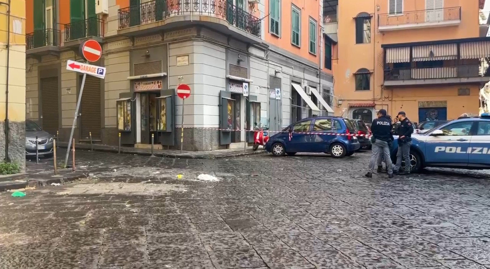 Napoli, 15enne ucciso in una sparatoria: ipotesi scontro armato tra giovanissimi