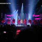 X Factor 2024, al via i Live Show: Giorgia presenta i giudici sulle note di ‘Don’t Stop The Music’