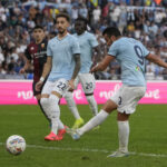 Lazio-Genoa 3-0, i biancazzurri agganciano l’Atalanta a 16 punti