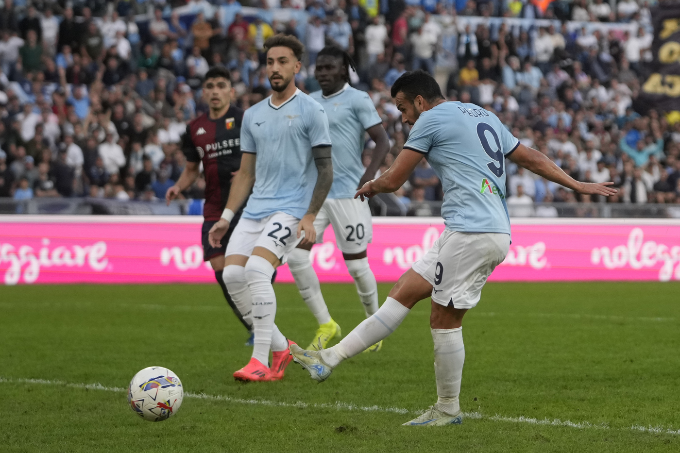 Lazio Genoa 3 0, i biancazzurri agganciano l’Atalanta a 16 punti