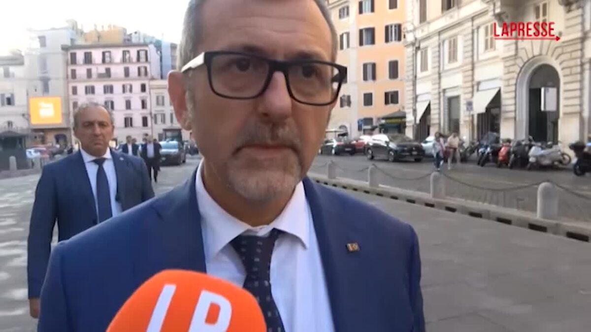 VIDEO Delmastro: “Provocazione Germania nazista Paese sicuro? Già chiederselo è una risposta” VIDEO Delmastro: “Provocazione Germania nazista Paese sicuro? Già chiederselo è una risposta”