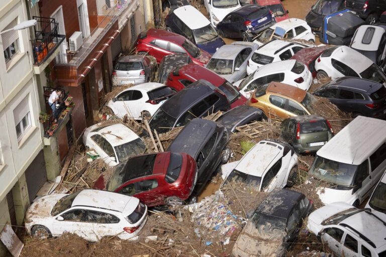 Alluvione a Valencia,la drammatica situazione a Utiel