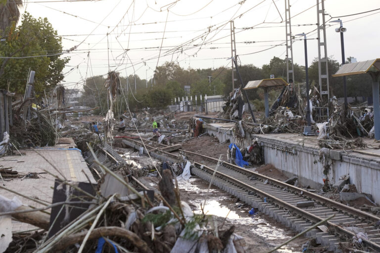 Alluvione a Valencia,la drammatica situazione a Utiel