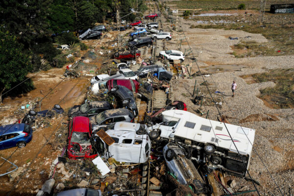 Spagna, alluvione devasta Valencia