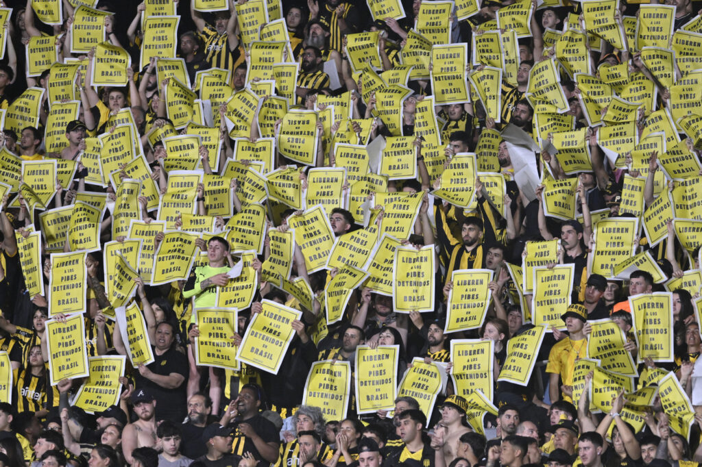 Galleria foto 'Baseball: i Dodgers campioni della MLB, festeggiamenti e disordini a Los Angeles' - foto 8
