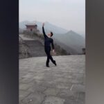 Roberto Bolle in Cina: passi di danza sulla Muraglia Cinese