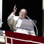 Vaticano, Papa Francesco: “Vicino al popolo di Valencia”