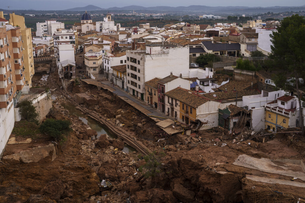 Alluvione Spagna, sale a 207 morti il bilancio vittime: quasi tutte a Valencia