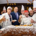 A Palermo un cannolo da record: è lungo 30 metri