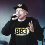 Sanremo 2026, Max Pezzali ospite fisso a bordo della nave del Festival