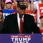 Elezioni Usa, Trump: “Non mi dispiacerebbe se sparassero ai media”