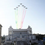 Frecce Tricolori per la festa delle Forze Armate