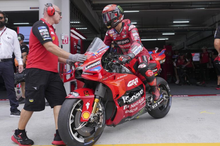 MotoGp, Gp Malesia, in pista a Sepang