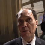 Elezioni Usa, Ciriani: “Voterei Trump ma siamo in Italia, la mia leader è Meloni”