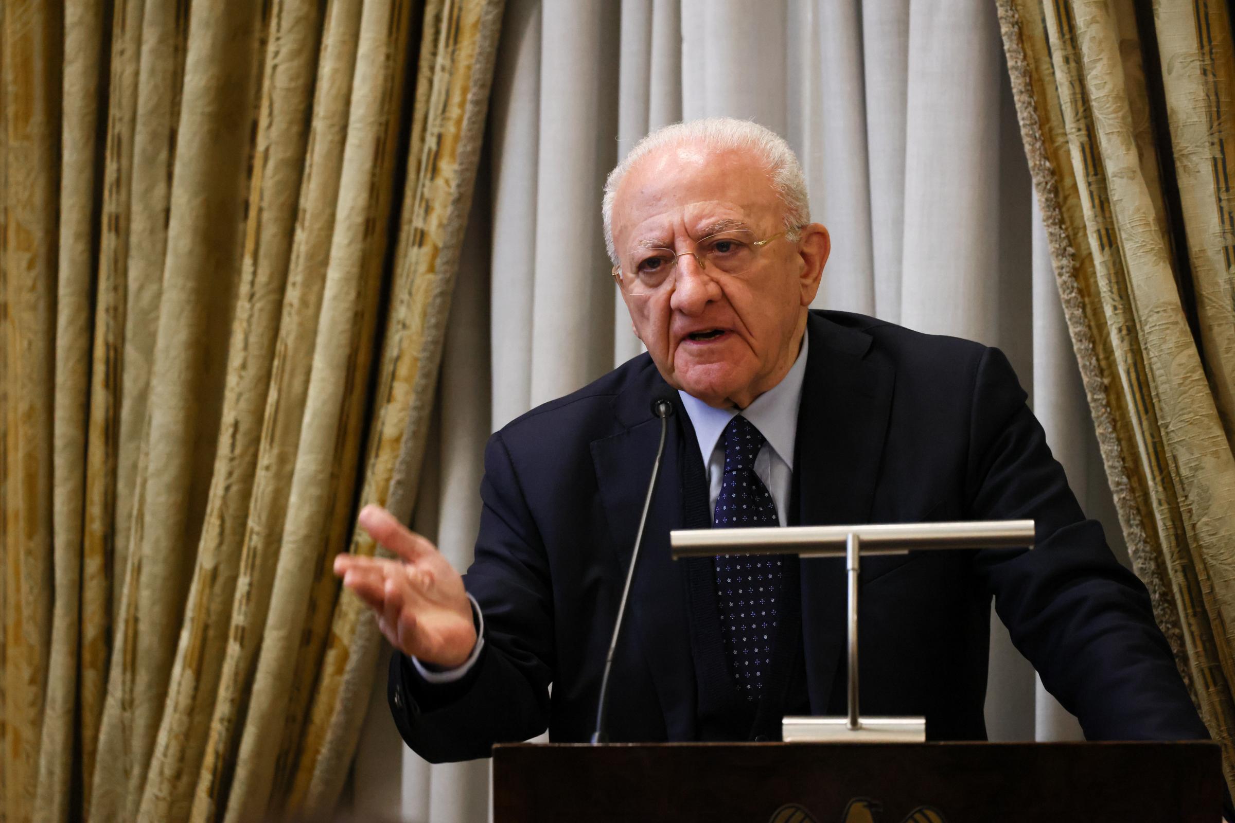 Terzo mandato, la Consulta giudica “incostituzionale” legge Regione Campania