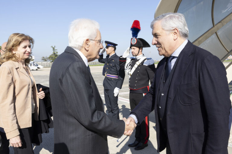 Il Presidente della Repubblica Sergio Mattarella in partenza dall’aeroporto di Ciampino alla volta di Pechino