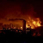 Vasti incendi causati dal vento in California