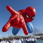 La preparazione dei nuovi gonfiabili per la parata del Thanksgiving Day a New York