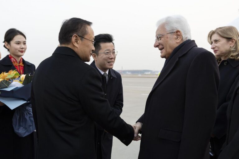 Il Presidente della Repubblica Sergio Mattarella in partenza dall’aeroporto di Ciampino alla volta di Pechino