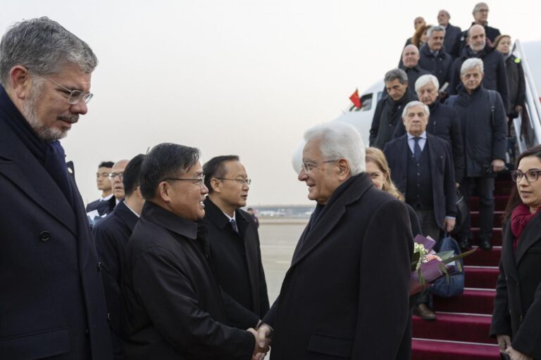 Il Presidente della Repubblica Sergio Mattarella in partenza dall’aeroporto di Ciampino alla volta di Pechino