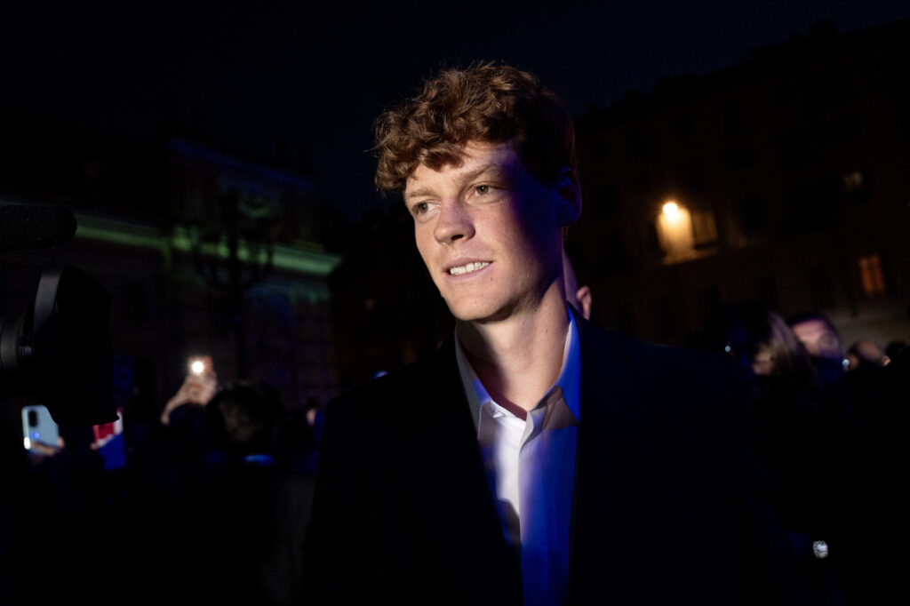 Galleria foto 'Torino accoglie i campioni delle ATP Finals: sfilata e autografi in piazza Carlo Alberto' - foto 30