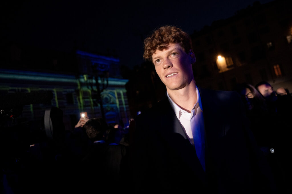 Galleria foto 'Torino accoglie i campioni delle ATP Finals: sfilata e autografi in piazza Carlo Alberto' - foto 12