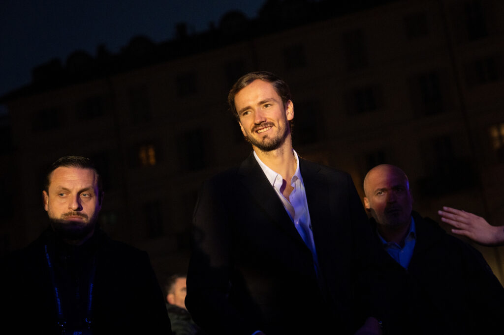 Galleria foto 'Torino accoglie i campioni delle ATP Finals: sfilata e autografi in piazza Carlo Alberto' - foto 8