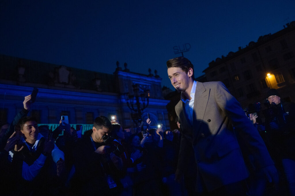 Galleria foto 'Torino accoglie i campioni delle ATP Finals: sfilata e autografi in piazza Carlo Alberto' - foto 27