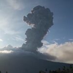 Indonesia, nuova eruzione del vulcano Lewotobi Laki-Laki