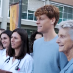 Atp Finals, Sinner visita l’Istituto di Candiolo e sostiene la Ricerca sul Cancro