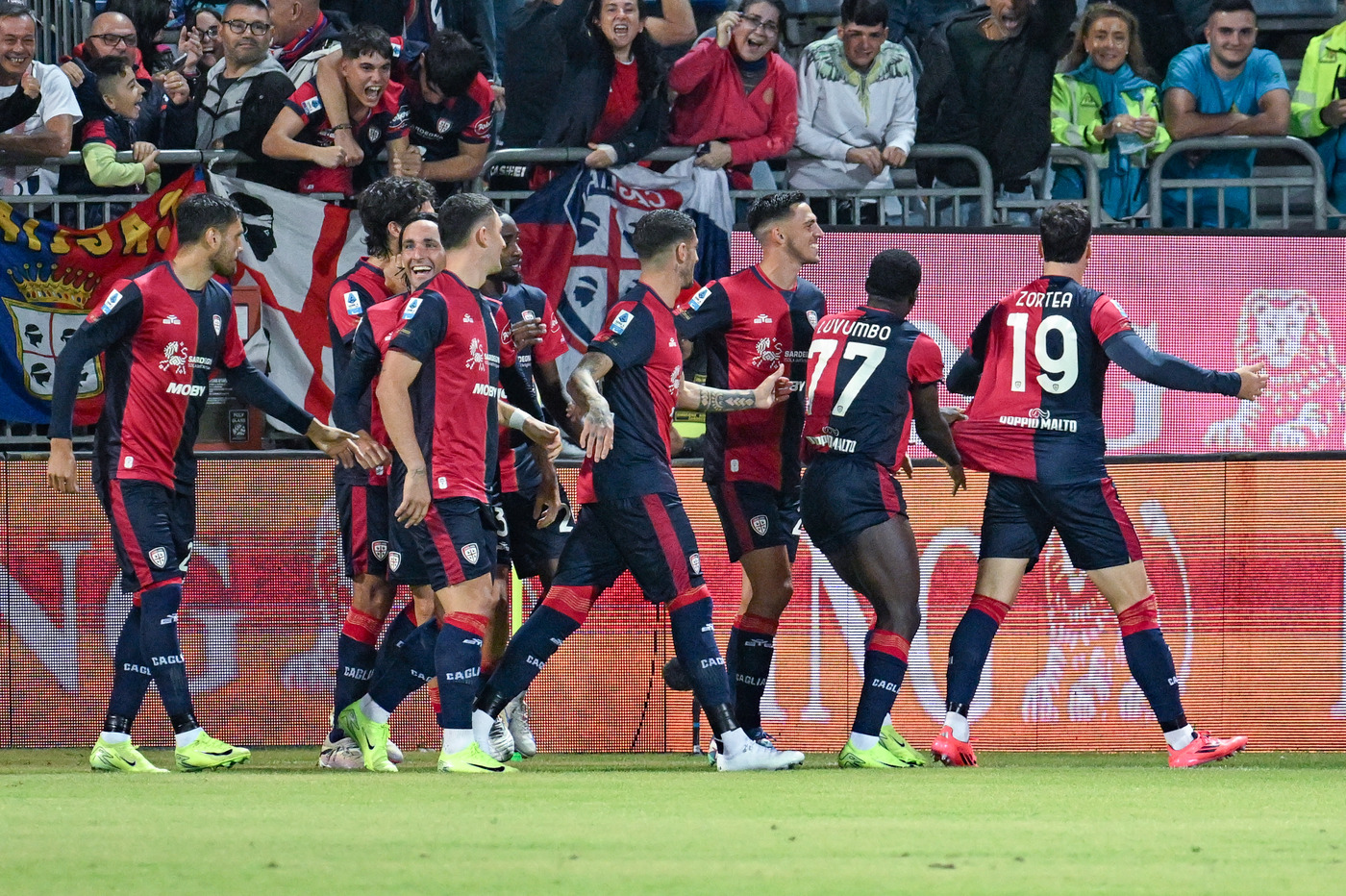 Cagliari-Milan 3-3, la doppietta di Zappa ferma i rossoneri