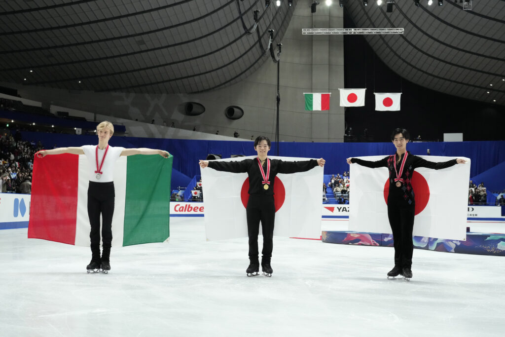 Galleria foto 'Pattinaggio: Daniel Grassl chiude secondo a Tokyo e riporta l’Italia sul podio' - foto 9