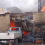 Libano, proseguono i raid israeliani nella valle della Bekaa: edifici in fiamme