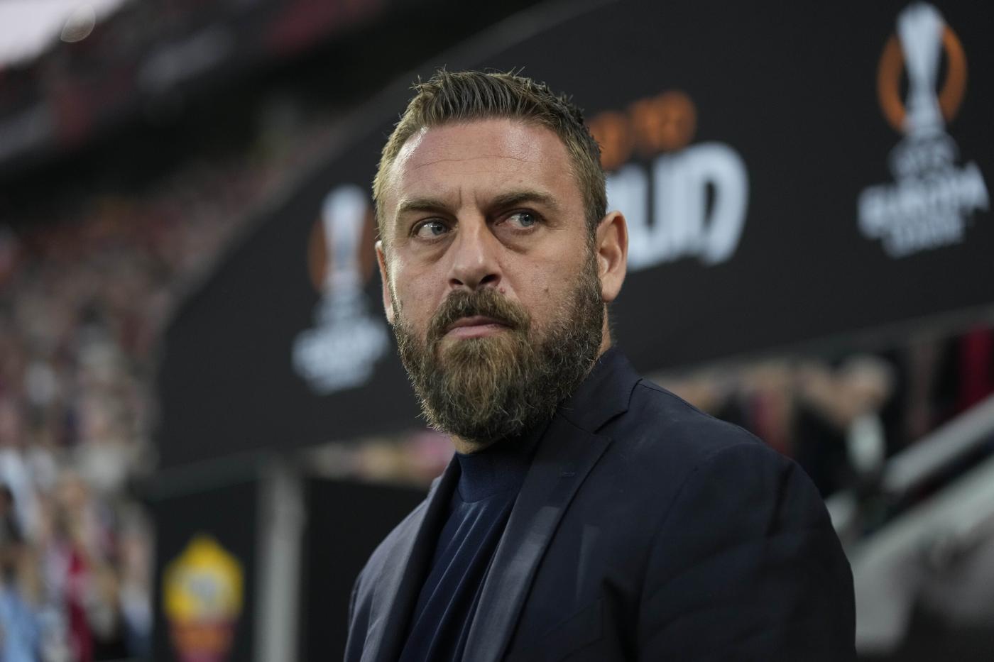 Roma, De Rossi: “Io mai più a Trigoria? Mai detto” Roma, De Rossi: “Io mai più a Trigoria? Mai detto”